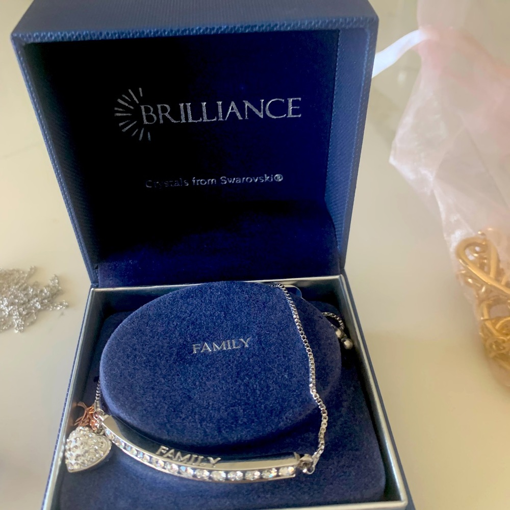 Brillance Swarovski Crystal pave Family adjustable slide bracelet